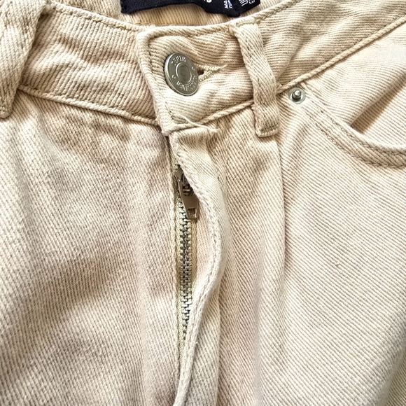 Missguided High-Waisted, Peach Ecru Tapered Baggy Denim Jeans Sz 10 UK 26" Waist - Picture 5 of 10